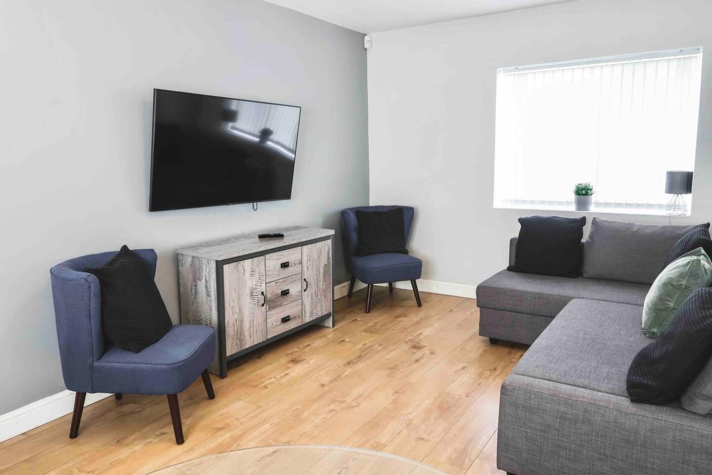 Comfortable And Convenient 3 Bedroom House With Parking Handsworth Eksteriør bilde